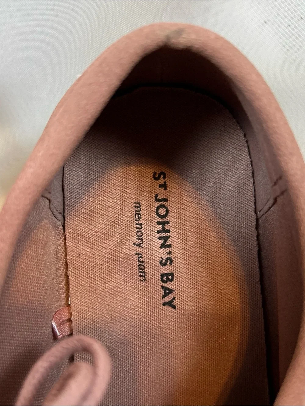 New St Johns Bay Women’s Rose Suede Memory Foam Insole Loafers / size 7
